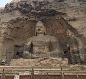 big buddha statue at yungang grottoes